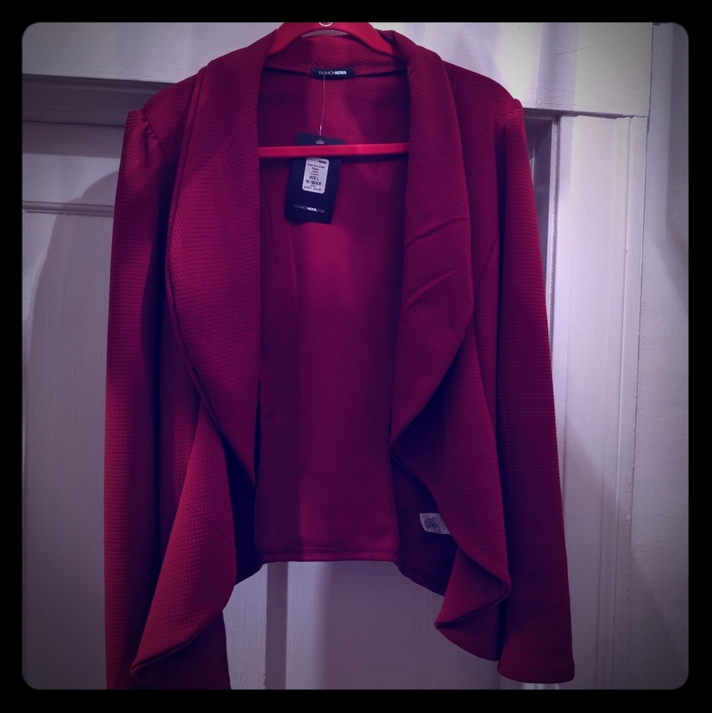 Fitted and flared blazer